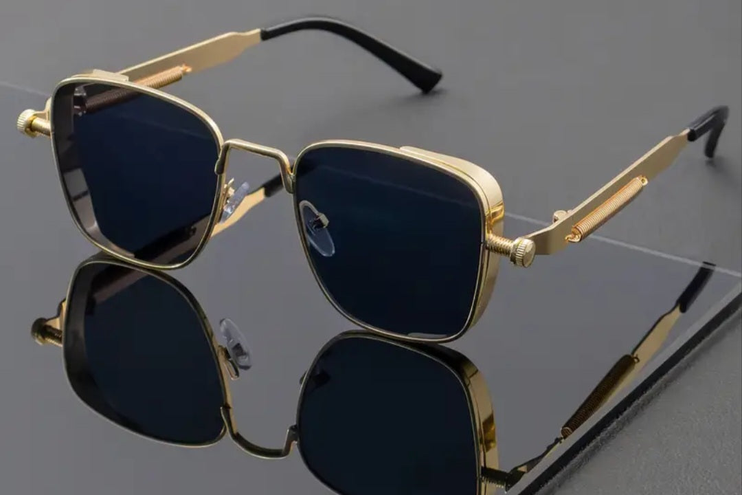 Stylish Oval Fashion Glasses with Retro Metal