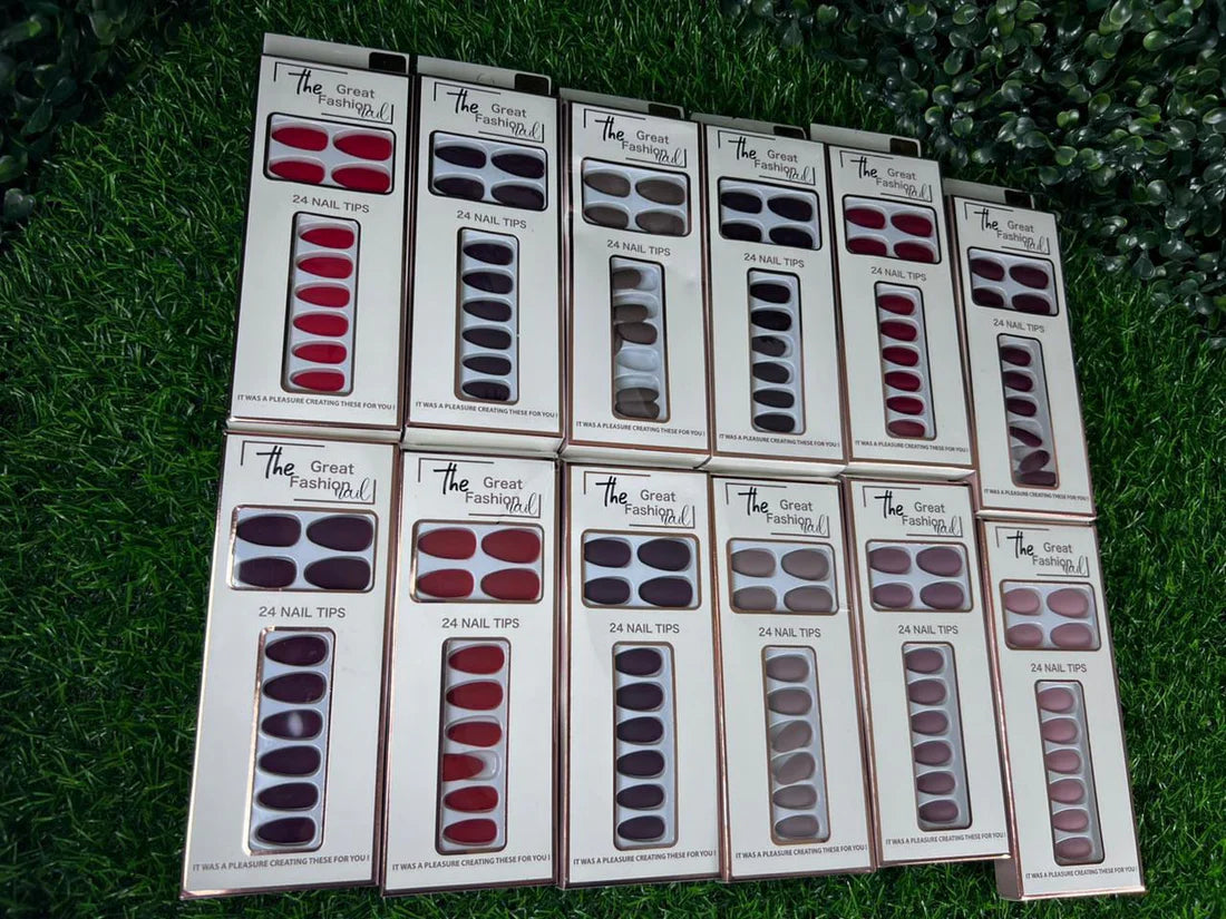 Box of 24 Nails with Glue Stickers