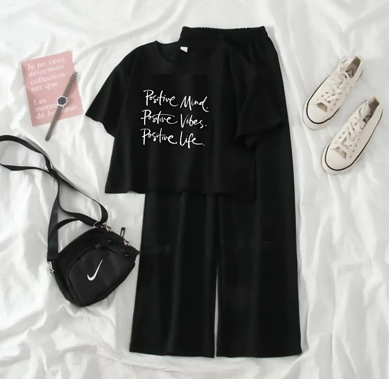 Printed Crop Tees With Flapper Half Sleeves Night Suit For Women And Girls