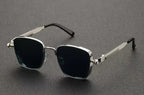 Stylish Oval Fashion Glasses with Retro Metal